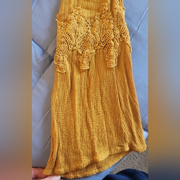 Taylor & Sage Mustard Yellow Embroidery Lace Detail Bell Sleeve Boho Blouse - Picture 4 of 7